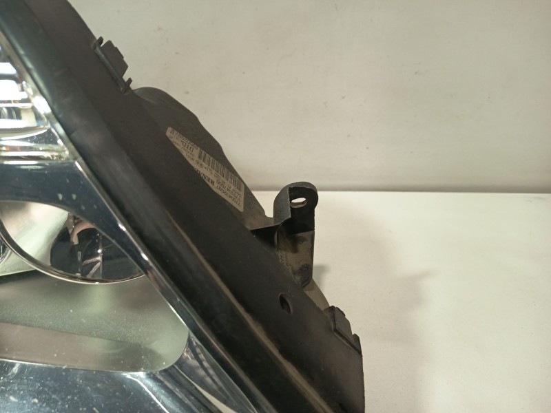 Recambio de faro derecho para renault megane i scenic (ja0) 1.6 referencia OEM IAM 7700432097  