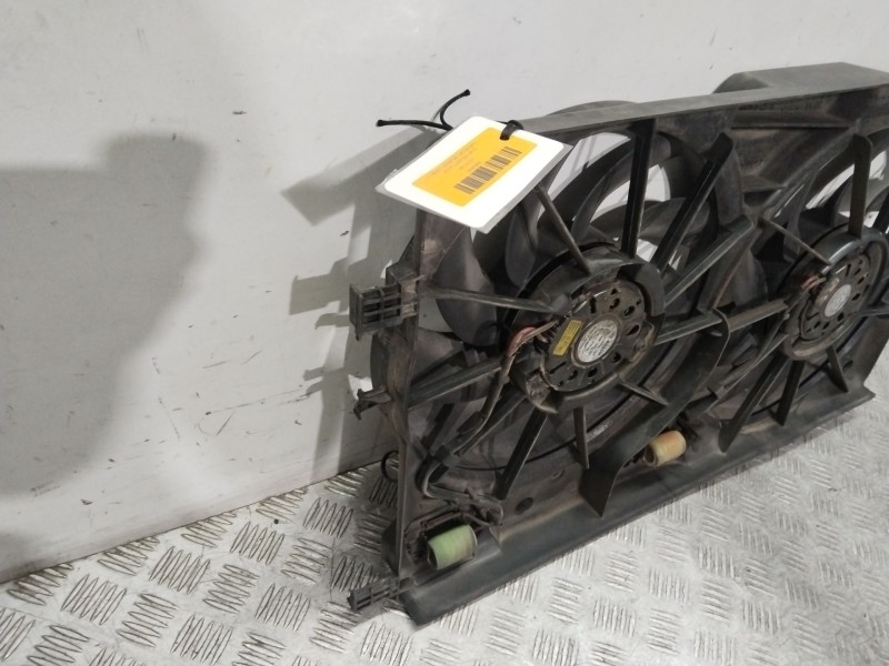Recambio de electroventilador para chevrolet orlando (j309) 2.0 d referencia OEM IAM 13335184  