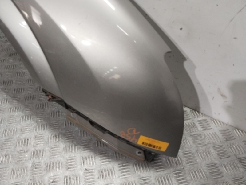 Recambio de aleta delantera derecha para opel vectra c (z02) 1.8 (f69) referencia OEM IAM 93172025  