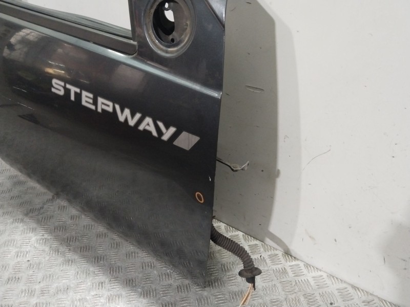 Recambio de puerta delantera derecha para dacia sandero (bs_) 1.5 dci referencia OEM IAM 801006719R  