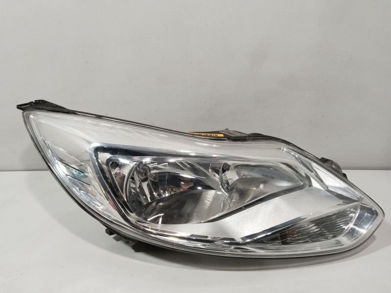 Recambio de faro derecho para ford focus iv (hn) 1.0 ecoboost referencia OEM IAM BM5113W029AK  