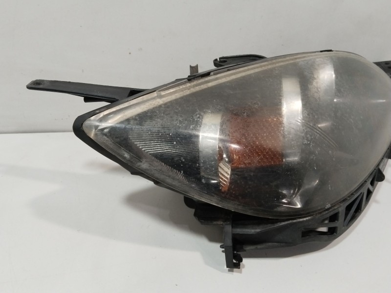 Recambio de faro derecho para mazda 3 (bk) 1.6 di turbo referencia OEM IAM BP4K50151RH  