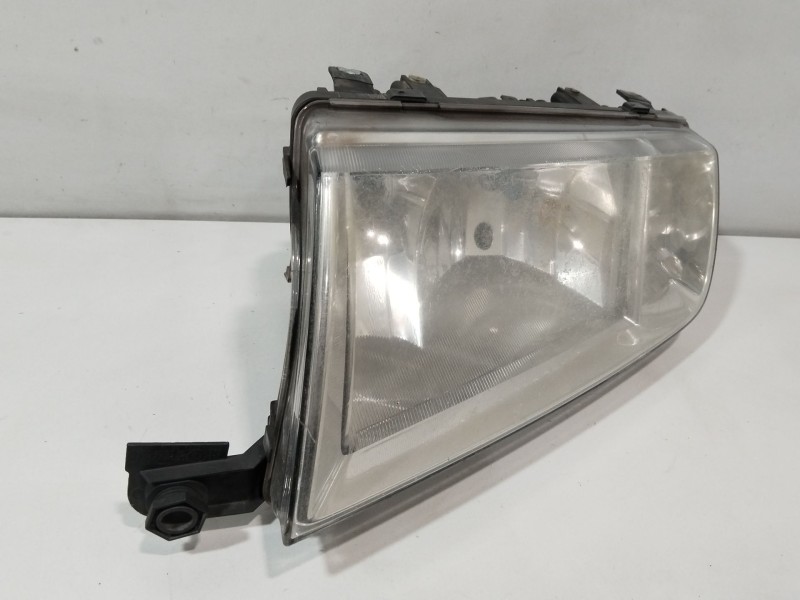 Recambio de faro izquierdo para skoda fabia i (6y2) 1.9 sdi referencia OEM IAM 6Y1941015H  