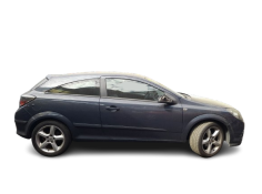 opel astra h gtc (a04) del año 2007