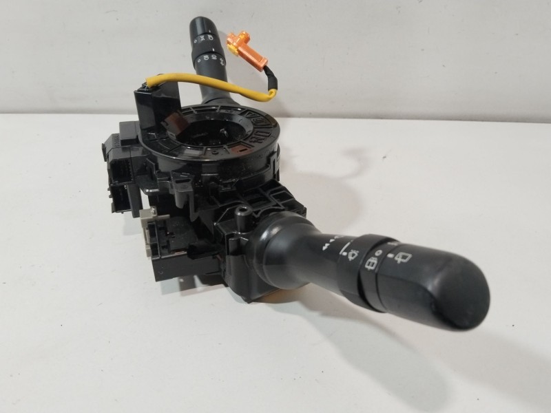 Recambio de mando multifuncion para toyota auris (_e15_) 2.0 d-4d (ade150_) referencia OEM IAM 8924502040  
