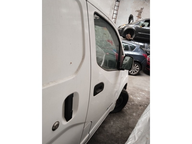 Recambio de puerta delantera derecha para nissan nv200 furgoneta e-nv (me0n) referencia OEM IAM H01004FAMA  