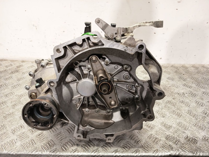 Recambio de caja cambios para volkswagen polo iv (9n_, 9a_) 1.4 16v referencia OEM IAM GRY 02T300052PX 
