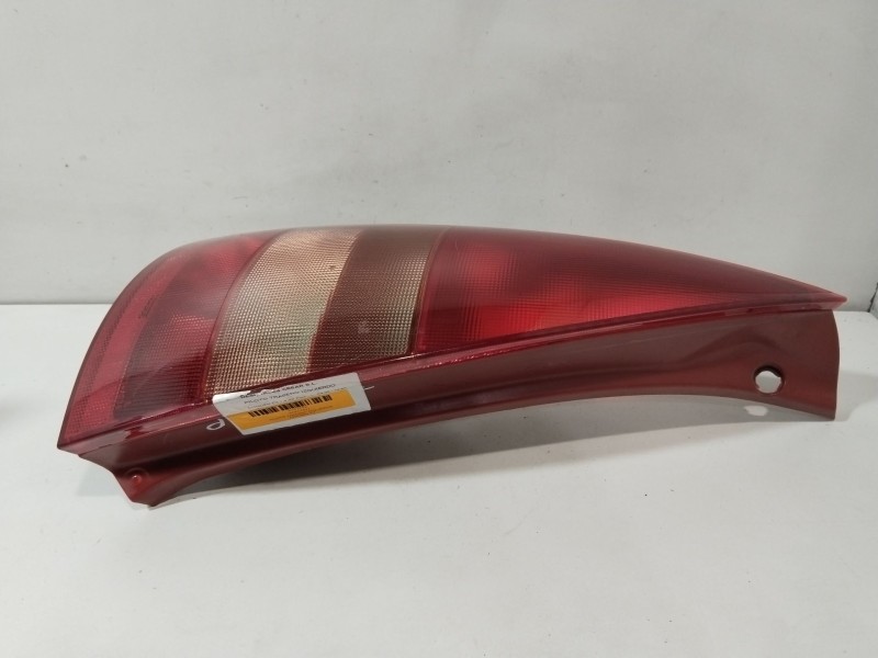 Recambio de piloto trasero izquierdo para citroën c3 1.4 sx plus referencia OEM IAM 16227531  