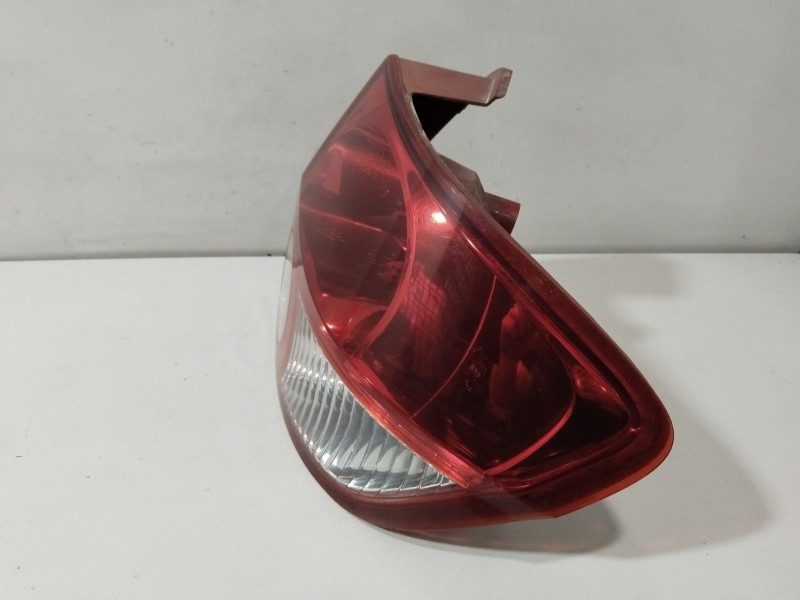 Recambio de piloto trasero derecho para hyundai getz (tb) 1.1 referencia OEM IAM 924021C  