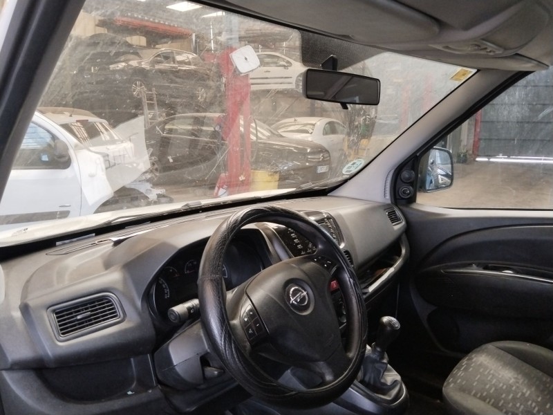 opel combo furgoneta/monovolumen (x12) del año 2016