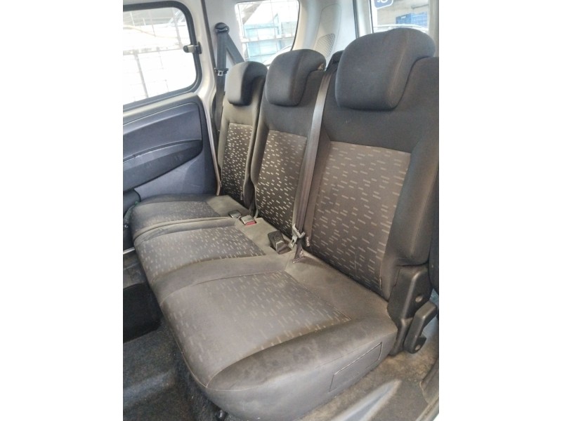 opel combo furgoneta/monovolumen (x12) del año 2016