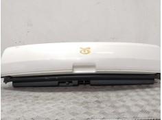 Recambio de tapa maletero para peugeot 3008 sport pack referencia OEM IAM 8701CA  BLANCO 2