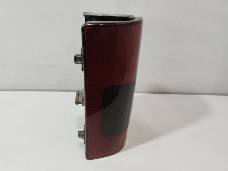 Recambio de piloto trasero izquierdo para citroën berlingo 1.9 d top familiar referencia OEM IAM   