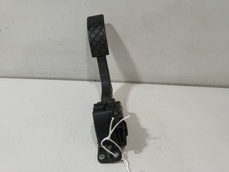 Recambio de pedal acelerador para seat toledo iv (kg3) 1.6 tdi referencia OEM IAM 6R1721503B / 6Q1721503M  