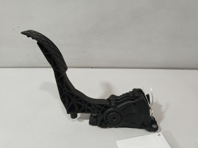Recambio de pedal acelerador para seat toledo iv (kg3) 1.6 tdi referencia OEM IAM 6R1721503B / 6Q1721503M  