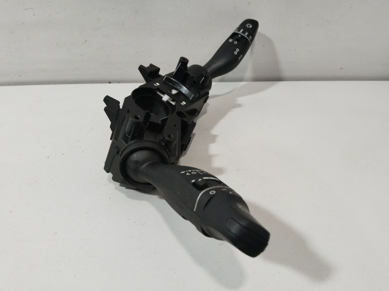 Recambio de mando multifuncion para hyundai tucson (tl, tle) 1.6 gdi referencia OEM IAM 93403D3852  