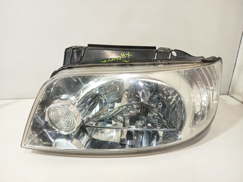 Recambio de faro izquierdo para hyundai matrix (fc) 1.6 referencia OEM IAM 9210117010  