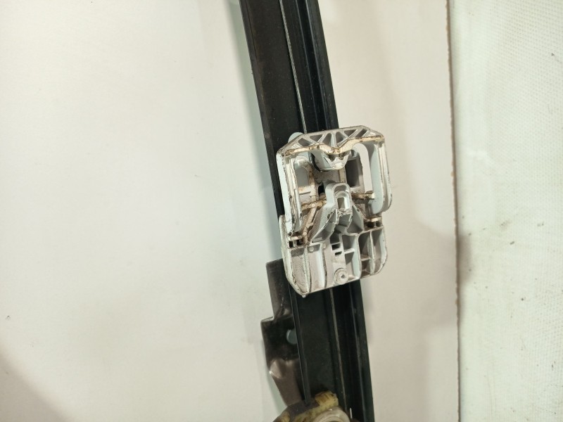 Recambio de elevalunas delantero derecho para seat leon (5f1) 1.4 tgi referencia OEM IAM 5F4837462D  