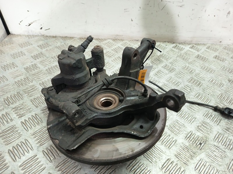 Recambio de mangueta delantera derecha para fiat punto furgoneta/hatchback (188_) 1.2 60 referencia OEM IAM 46528901  