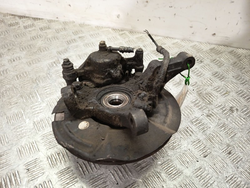 Recambio de mangueta delantera derecha para hyundai getz (tb) 1.1 referencia OEM IAM 517161C050  