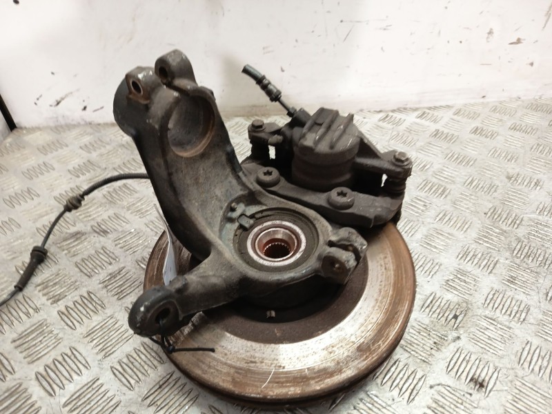 Recambio de mangueta delantera derecha para peugeot 207/207+ (wa_, wc_) 1.6 hdi referencia OEM IAM 364790  