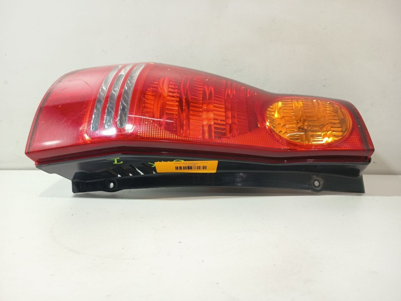 Recambio de piloto trasero izquierdo para hyundai matrix (fc) 1.6 referencia OEM IAM 9240117010  