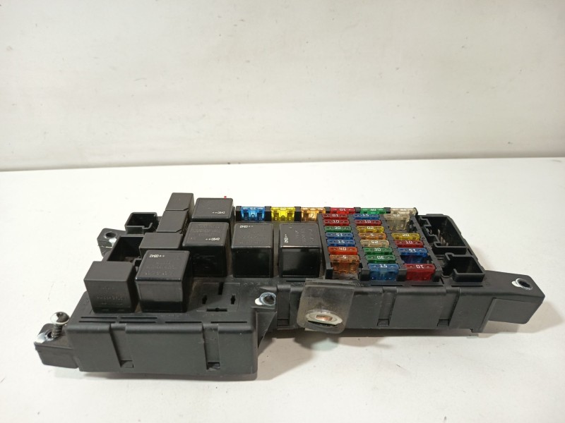 Recambio de caja reles / fusibles para volvo xc90 i (275) t6 awd referencia OEM IAM 518827019  