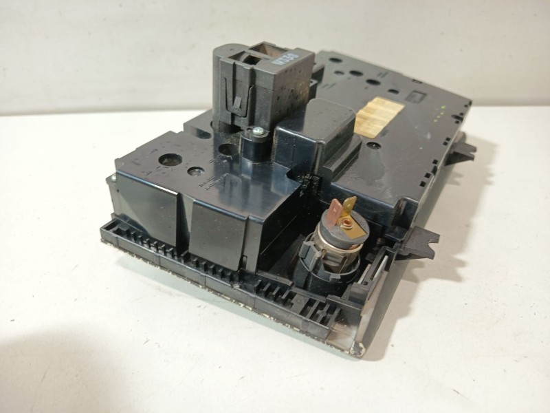 Recambio de mando calefaccion / aire acondicionado para volvo xc90 i (275) t6 awd referencia OEM IAM 8682734  