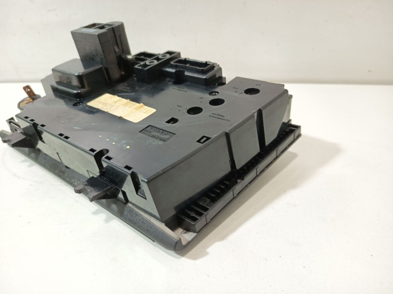 Recambio de mando calefaccion / aire acondicionado para volvo xc90 i (275) t6 awd referencia OEM IAM 8682734  