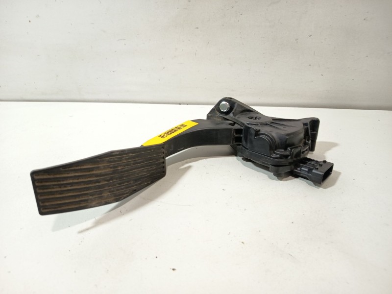 Recambio de pedal acelerador para chevrolet orlando (j309) 2.0 d referencia OEM IAM 13253781  