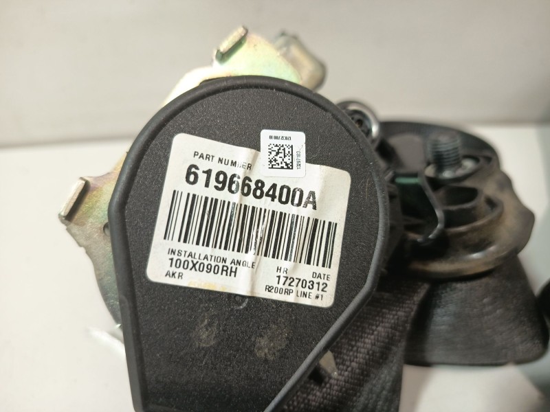 Recambio de cinturon seguridad delantero derecho para chevrolet orlando (j309) 2.0 d referencia OEM IAM 13297103  
