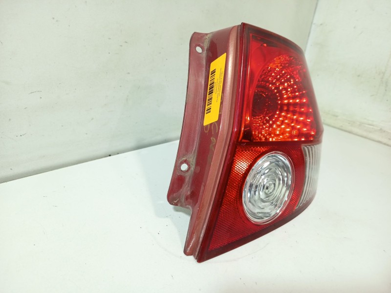 Recambio de piloto trasero derecho para hyundai getz (tb) 1.3 i referencia OEM IAM 924021C010  
