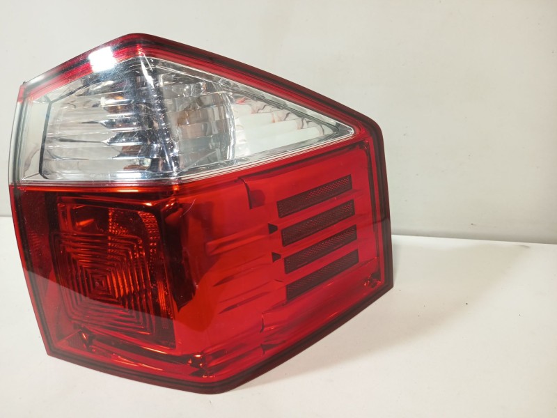 Recambio de piloto trasero derecho para chevrolet orlando (j309) 2.0 d referencia OEM IAM 95238339  