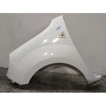 ALETA DELANTERA IZQUIERDA 631011587R BLANCO