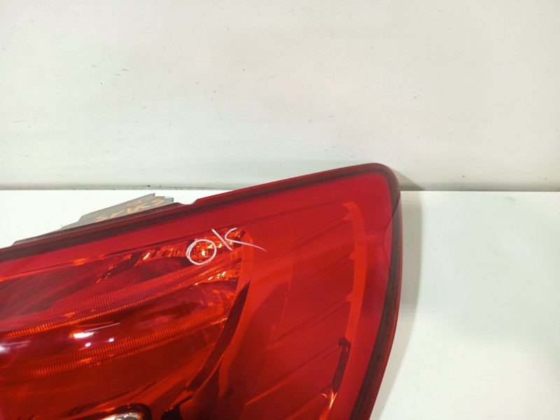 Recambio de piloto trasero derecho para hyundai ix20 (jc) 1.6 crdi referencia OEM IAM 924121K000  