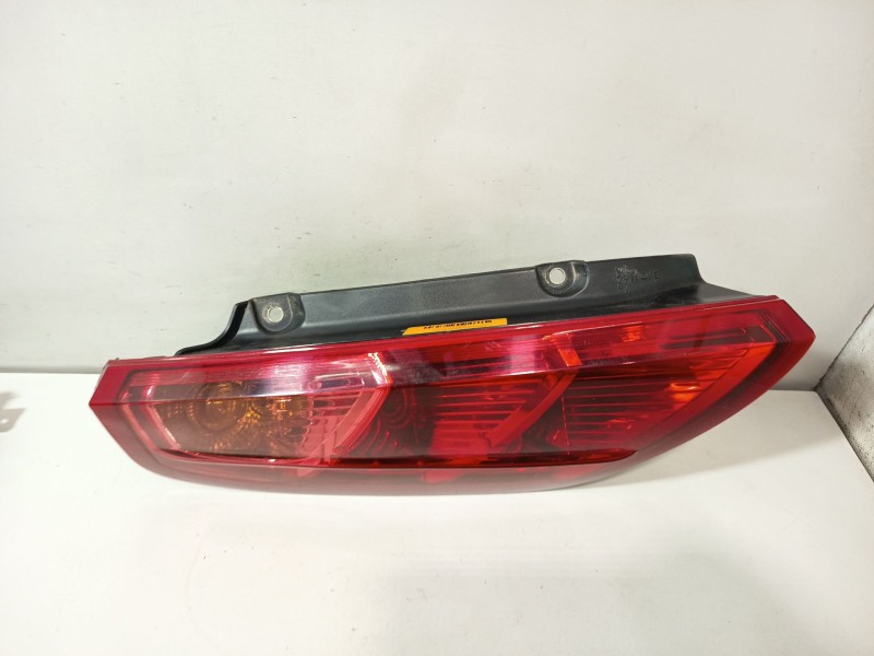 Recambio de piloto trasero derecho para fiat grande punto (199_) 1.3 d multijet referencia OEM IAM 51701590  