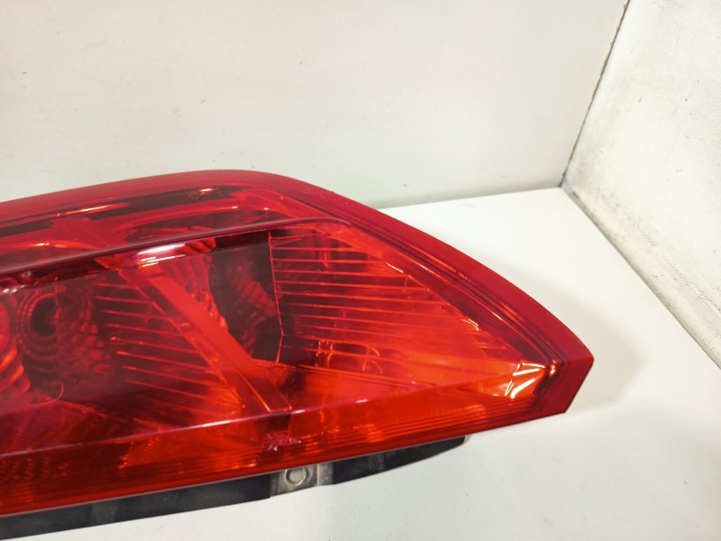Recambio de piloto trasero izquierdo para fiat grande punto (199_) 1.3 d multijet referencia OEM IAM 51701589  