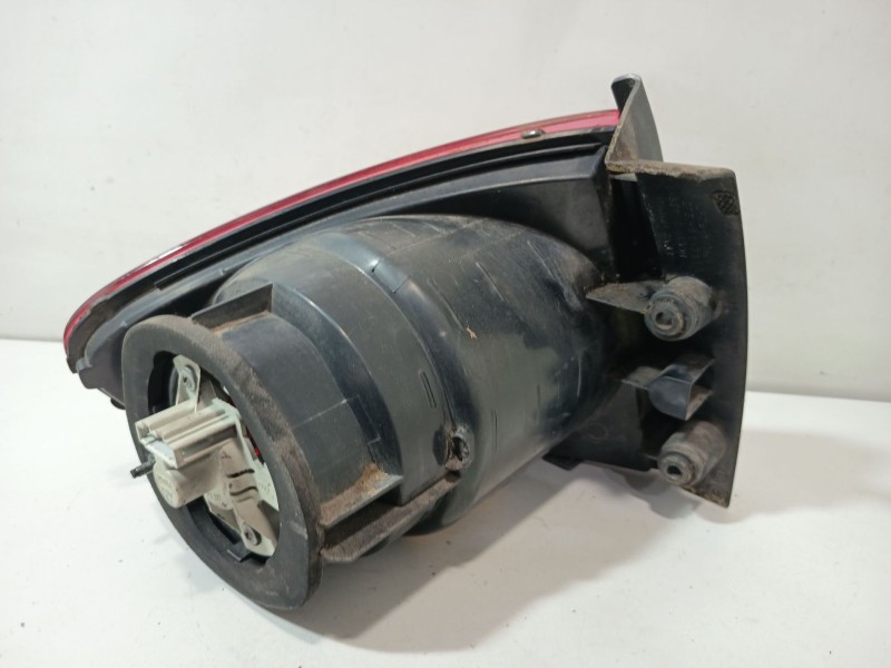 Recambio de piloto trasero derecho para seat altea (5p1) 2.0 tdi 16v referencia OEM IAM 5P0945112B9B9  