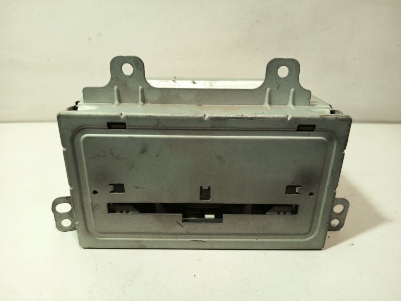 Recambio de sistema audio / radio cd para chevrolet orlando (j309) 2.0 d referencia OEM IAM 453116246  