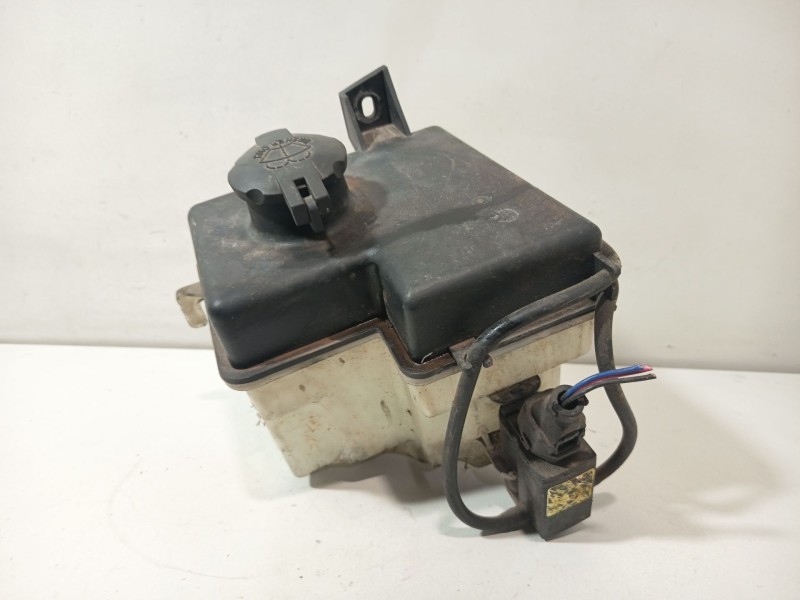Recambio de deposito limpia para hyundai getz (tb) 1.1 referencia OEM IAM 986101C000  