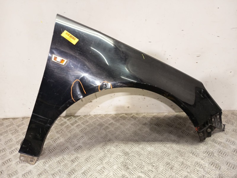 Recambio de aleta delantera derecha para opel insignia a (g09) 2.0 cdti (68) referencia OEM IAM 13277521  