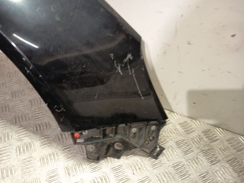 Recambio de aleta delantera derecha para opel insignia a (g09) 2.0 cdti (68) referencia OEM IAM 13277521  