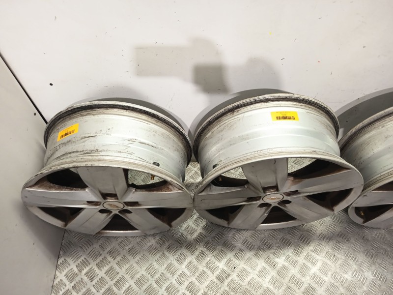 Recambio de juego llantas para chevrolet orlando (j309) 2.0 d referencia OEM IAM 96837903 17X7JX IS44 