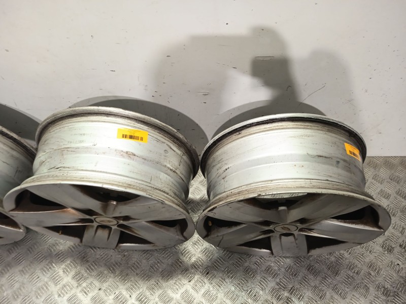 Recambio de juego llantas para chevrolet orlando (j309) 2.0 d referencia OEM IAM 96837903 17X7JX IS44 