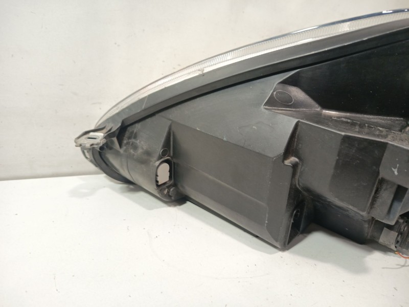 Recambio de faro derecho para fiat grande punto (199_) 1.4 16v (199bxg1b, 199axg1b) referencia OEM IAM 0000051701594  