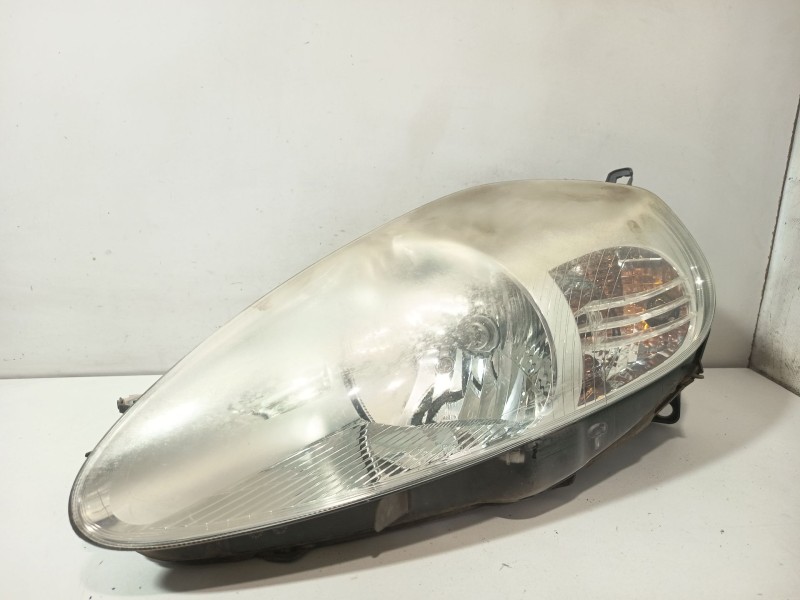 Recambio de faro izquierdo para fiat grande punto (199_) 1.3 d multijet referencia OEM IAM 0000051701593  