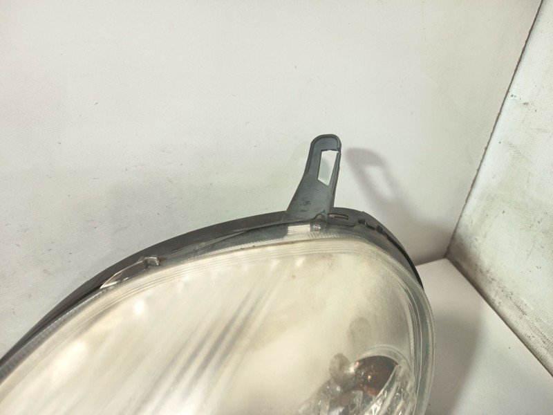 Recambio de faro izquierdo para fiat grande punto (199_) 1.3 d multijet referencia OEM IAM 0000051701593  