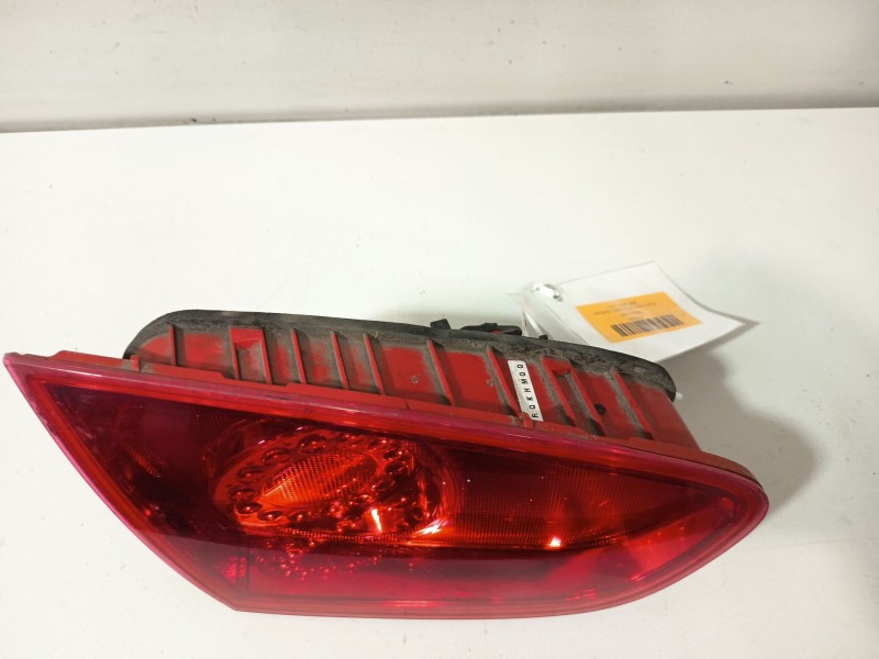 Recambio de piloto porton trasero derecho para seat leon (1p1) reference referencia OEM IAM 1P0945093F  