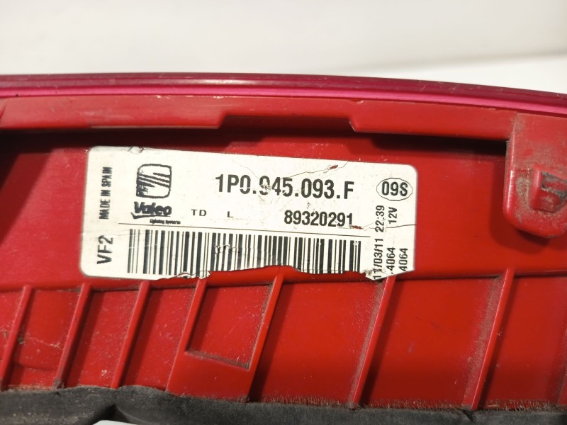 Recambio de piloto porton trasero derecho para seat leon (1p1) reference referencia OEM IAM 1P0945093F  