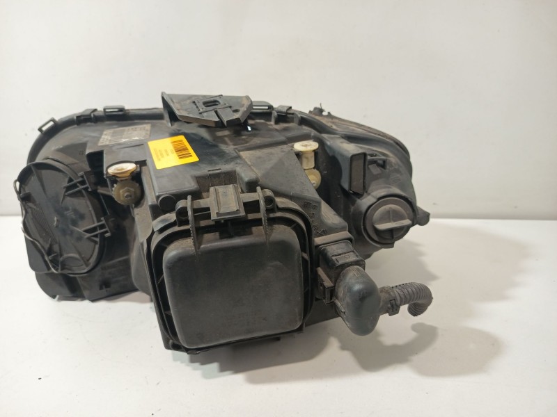 Recambio de faro derecho para audi a3 sportback (8pa) 2.0 tdi 16v referencia OEM IAM 8P0941004K  